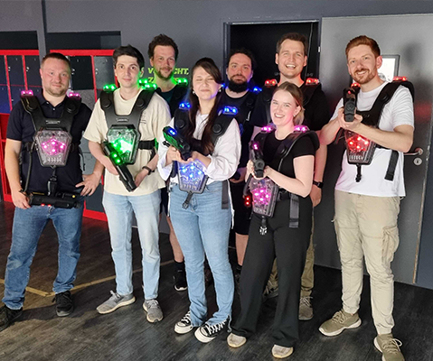 Vulcavo-Team-Foto beim Lasertag